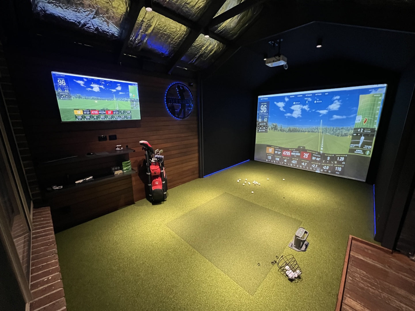 Rain or Shine: Golf Simulator Options in Cleveland